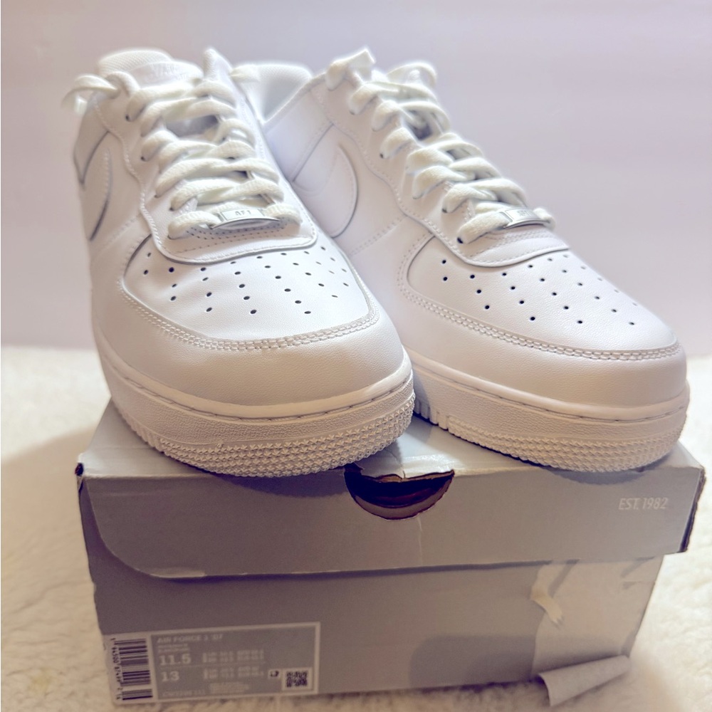 Brand New All White Men’s Nike Air Force 1 with box! Size 11.5